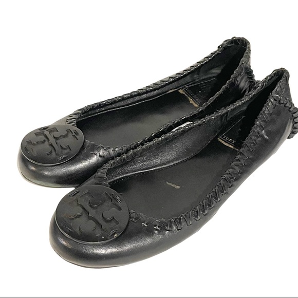 Tory Burch Shoes - Tory‎ Burch 6.5 Medallion Black Leather Rubber Sole Flats